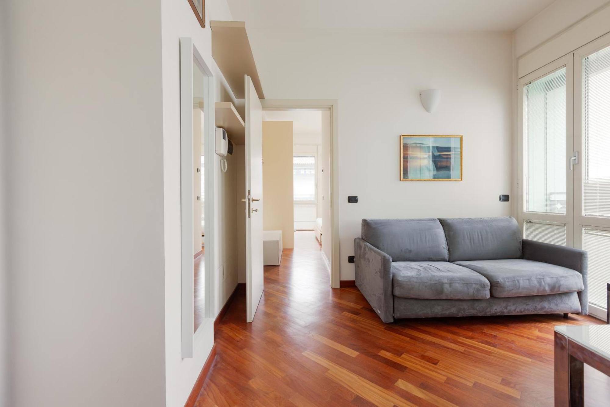 Bright & Comfy Apartment With Parking Milano Eksteriør bilde