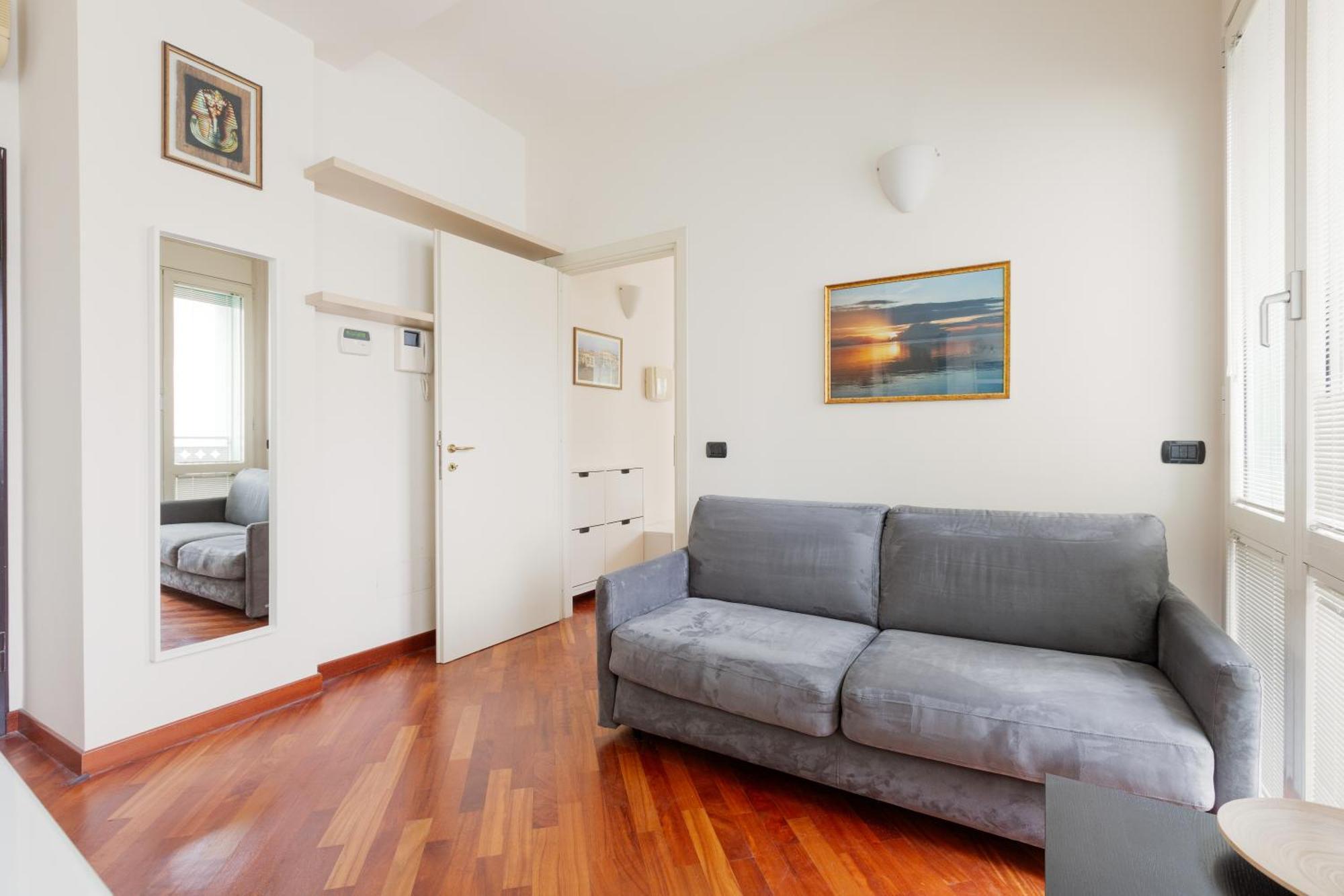 Bright & Comfy Apartment With Parking Milano Eksteriør bilde